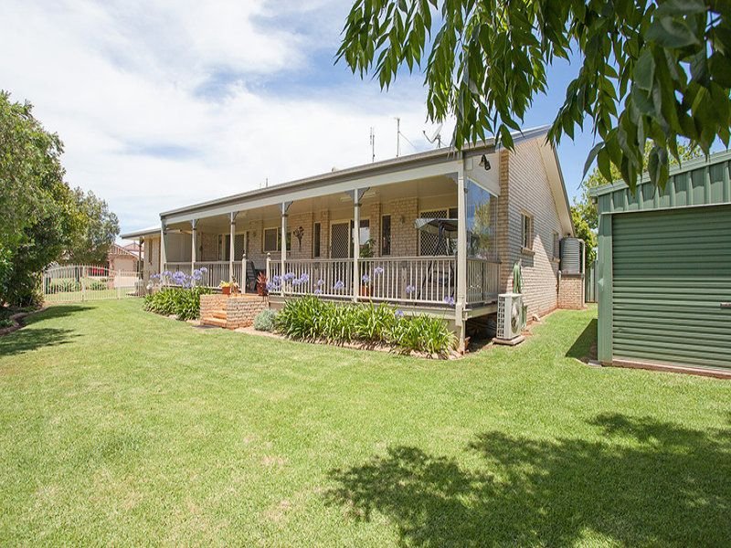 Photo - 14 Dahlia Court, Middle Ridge QLD 4350 - Image 2