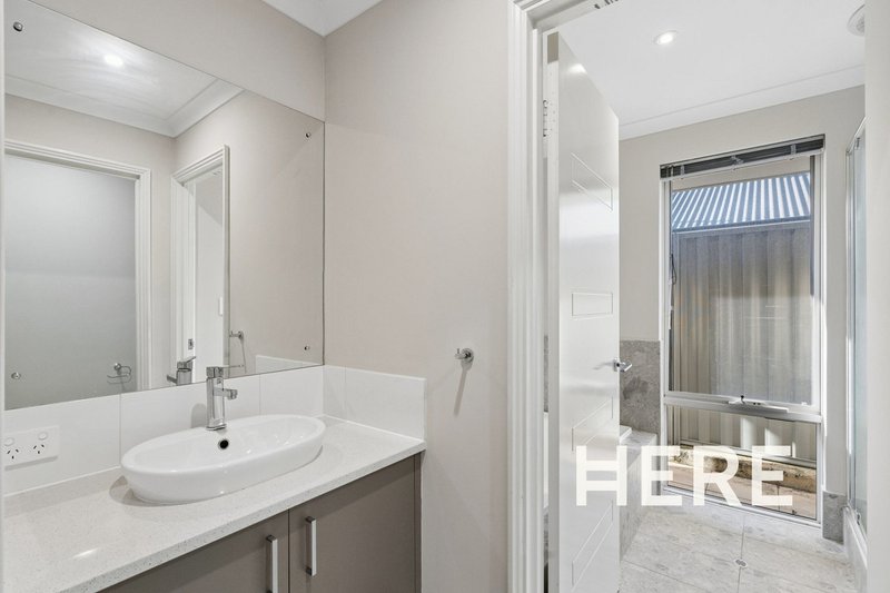 Photo - 14 Daimpre Way, Byford WA 6122 - Image 13