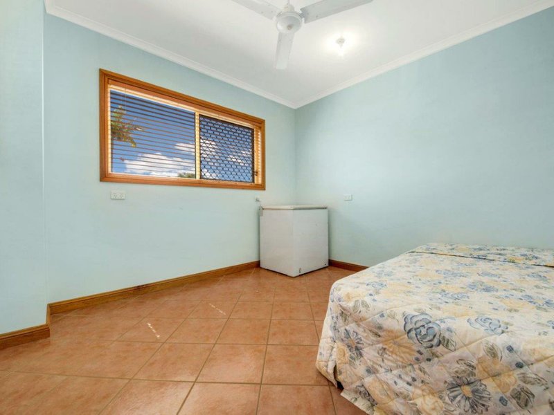 Photo - 14 Darragh Street, Tannum Sands QLD 4680 - Image 10