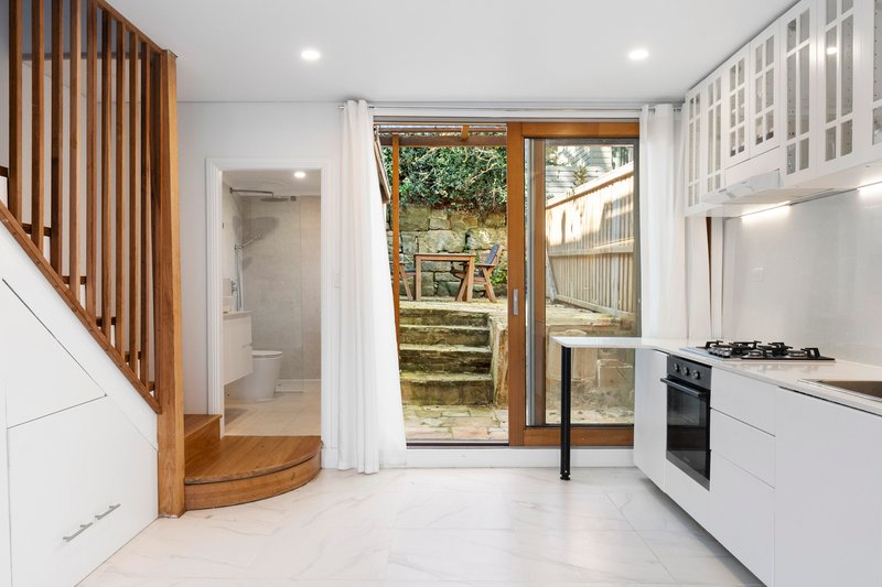 Photo - 14 Datchett Street, Balmain East NSW 2041 - Image 4