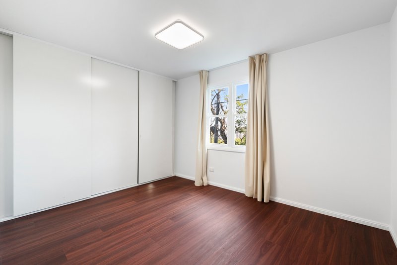 Photo - 14 Datchett Street, Balmain East NSW 2041 - Image 7