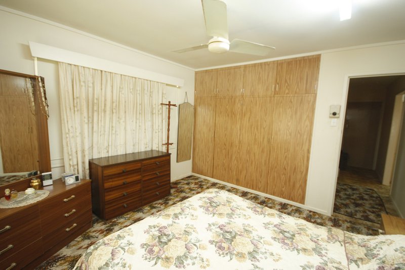 Photo - 14 Davenport Street, Ayr QLD 4807 - Image 7