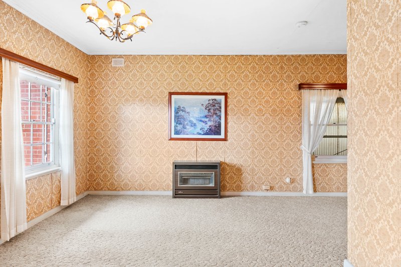 Photo - 14 Day Avenue, Rostrevor SA 5073 - Image 8