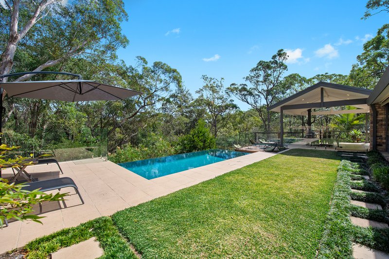 Photo - 14 De Saxe Close, Thornleigh NSW 2120 - Image 6