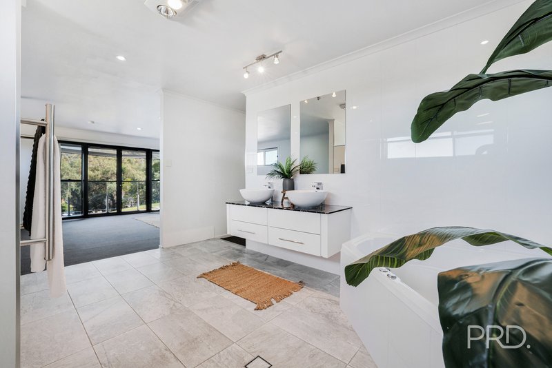 Photo - 14 Dekalb Street, Tamworth NSW 2340 - Image 16