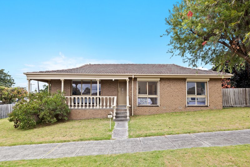 Photo - 14 Delacombe Court, Cheltenham VIC 3192 - Image 3