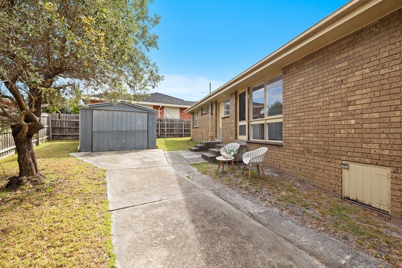 Photo - 14 Delacombe Court, Cheltenham VIC 3192 - Image 12