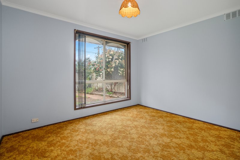 Photo - 14 Dempsey Court, Epping VIC 3076 - Image 11