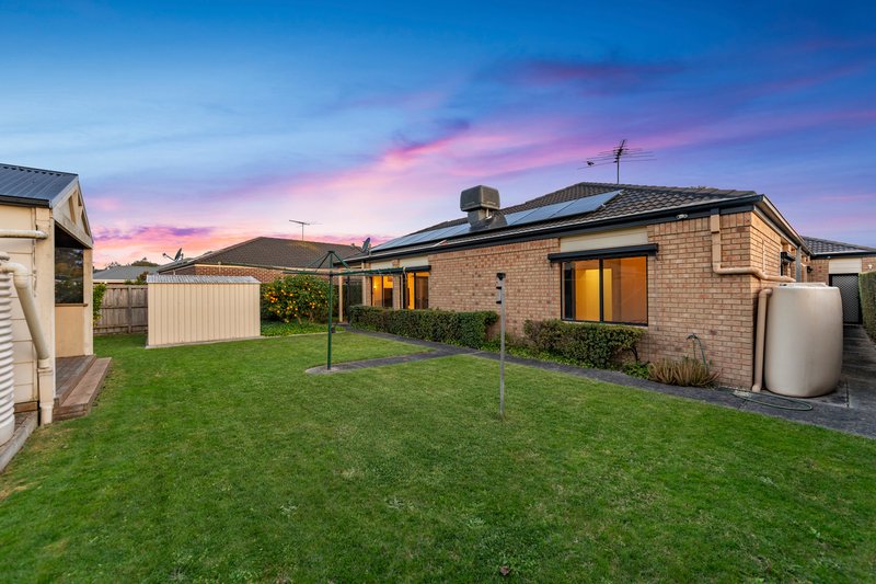 Photo - 14 Dennis Avenue, Pakenham VIC 3810 - Image 17