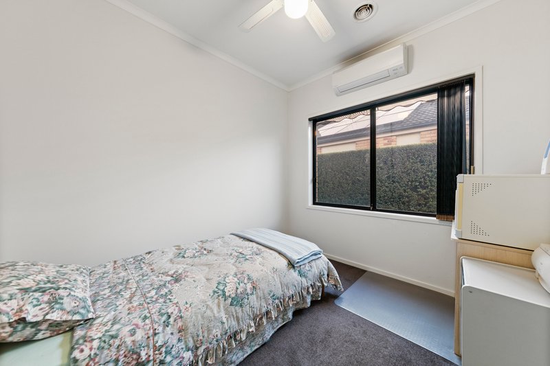 Photo - 14 Dennis Avenue, Pakenham VIC 3810 - Image 26