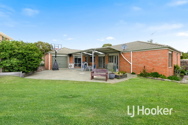 Photo - 14 Dennis Close, Lynbrook VIC 3975 - Image 17