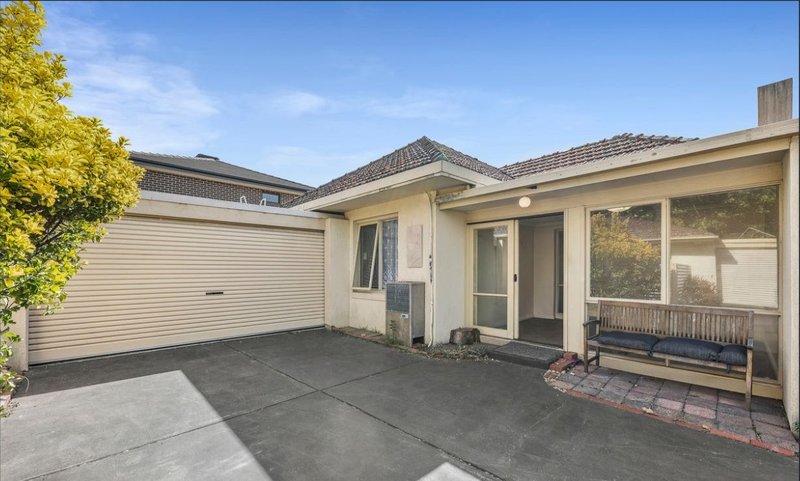 Photo - 1/4 Denton Street, Brighton East VIC 3187 - Image 2