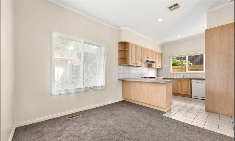 Photo - 1/4 Denton Street, Brighton East VIC 3187 - Image 4