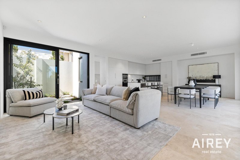 Photo - 14 Derby Street, Swanbourne WA 6010 - Image 17