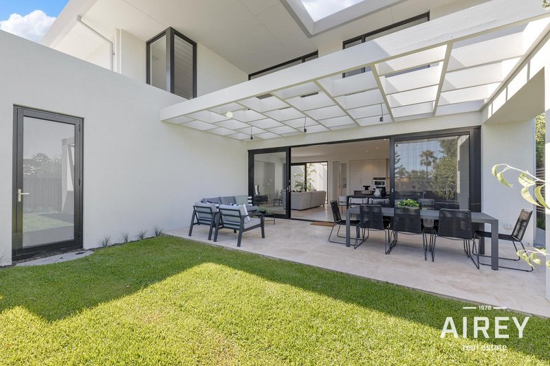 Photo - 14 Derby Street, Swanbourne WA 6010 - Image 28