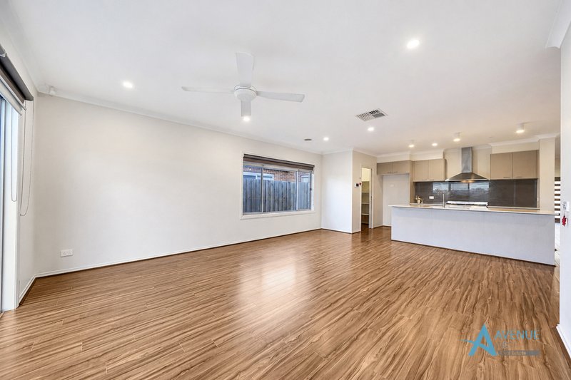 Photo - 14 Devine Lane, Aintree VIC 3336 - Image 5