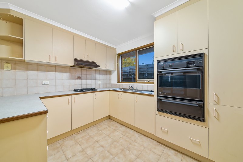 Photo - 14 Dewsbury Court, Narre Warren South VIC 3805 - Image 17