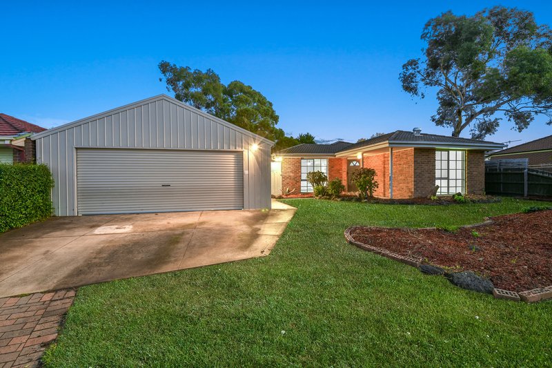 Photo - 14 Dewsbury Court, Narre Warren South VIC 3805 - Image 24