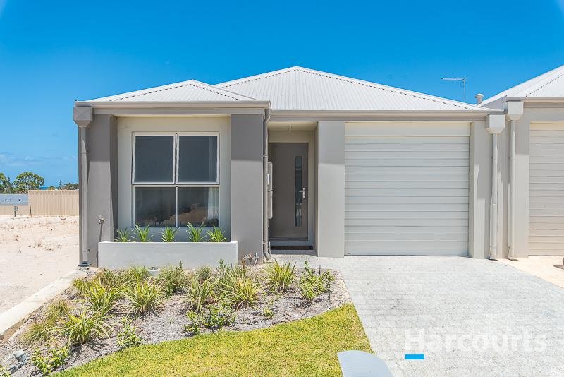 14 Dhufish Way, Two Rocks WA 6037