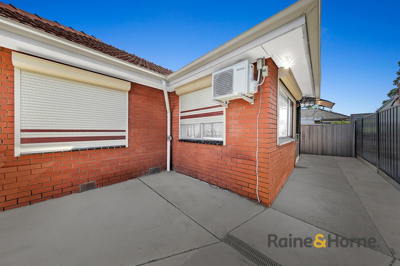 Photo - 1/4 Dickinson Street, Hadfield VIC 3046 - Image 2