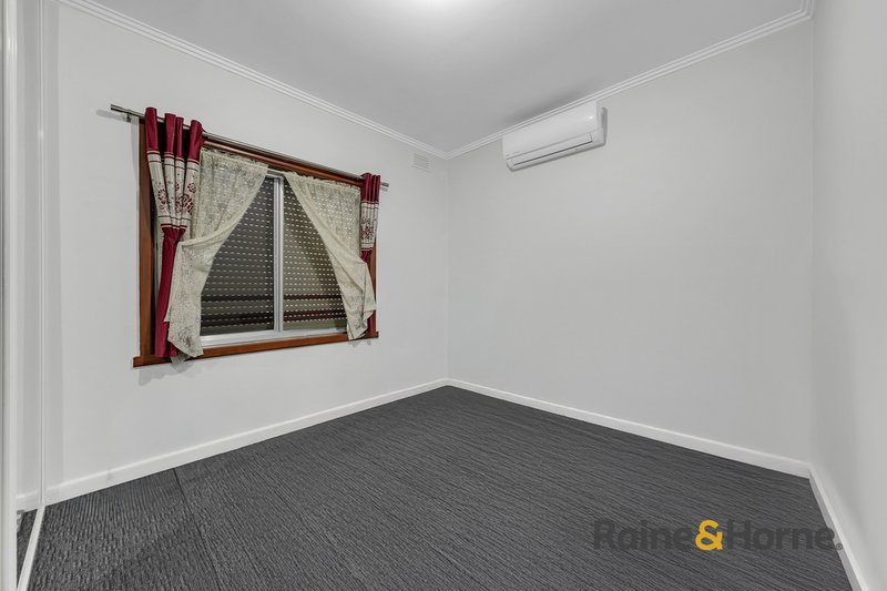 Photo - 1/4 Dickinson Street, Hadfield VIC 3046 - Image 5