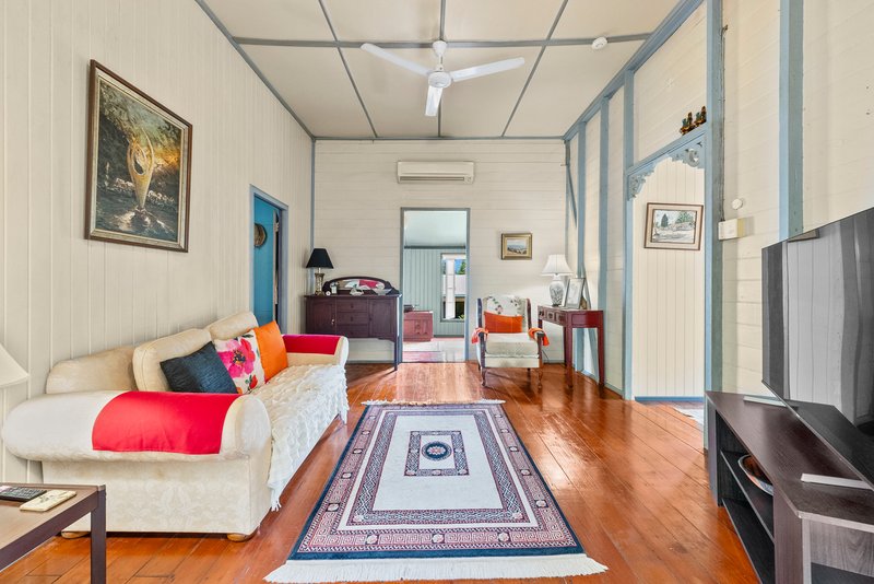 Photo - 14 Diehm Street, Aeroglen QLD 4870 - Image 4