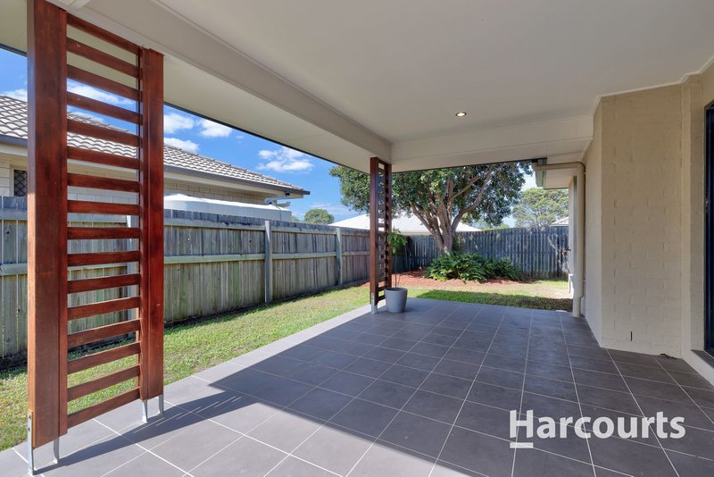 Photo - 14 Dily Street, Hillcrest QLD 4118 - Image 13