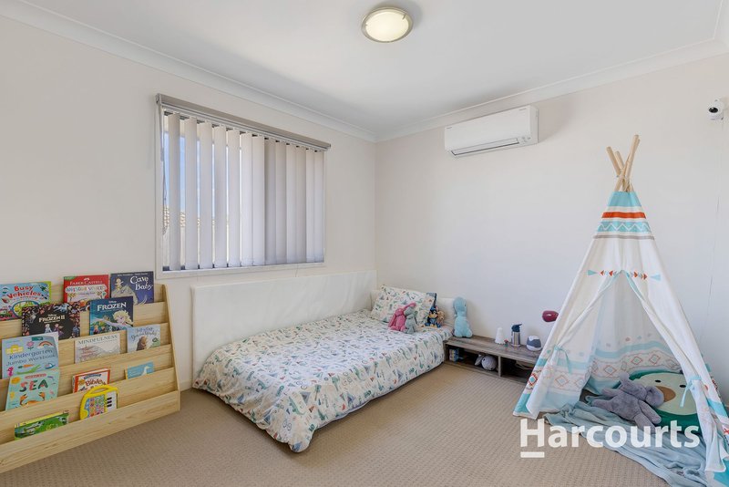 Photo - 14 Dily Street, Hillcrest QLD 4118 - Image 10