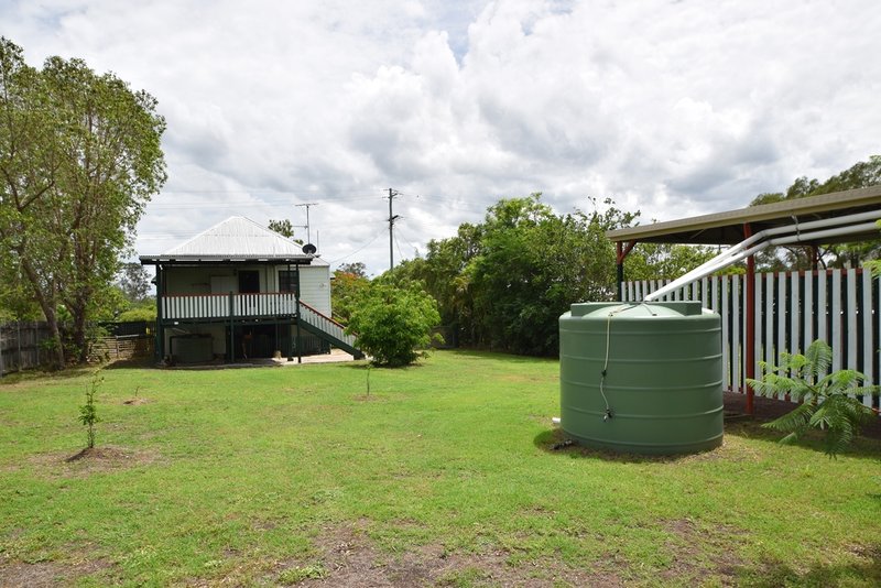 Photo - 14 Dingyarra Street, Toogoolawah QLD 4313 - Image 10