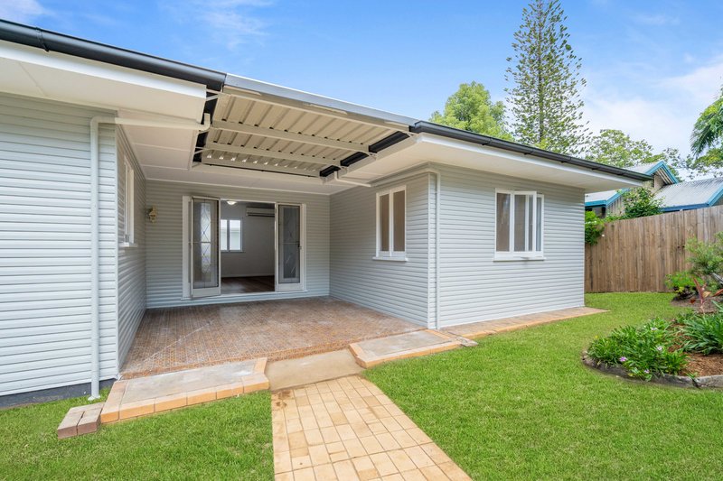 Photo - 1/4 Dinmore Street, Woombye QLD 4559 - Image 2