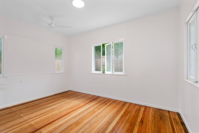 Photo - 1/4 Dinmore Street, Woombye QLD 4559 - Image 6