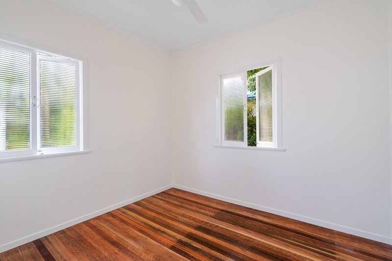 Photo - 1/4 Dinmore Street, Woombye QLD 4559 - Image 7