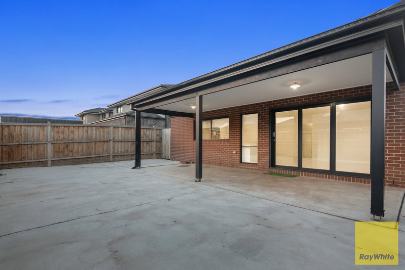 Photo - 14 Donahue Street, Truganina VIC 3029 - Image 17