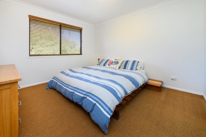 Photo - 14 Donegal Place, The Gap QLD 4061 - Image 13