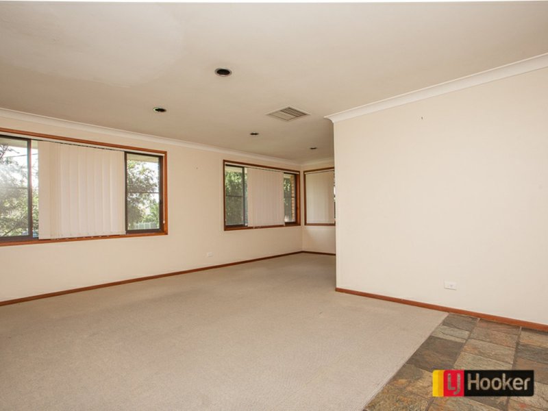 Photo - 14 Doonba Street, Hillvue NSW 2340 - Image 6