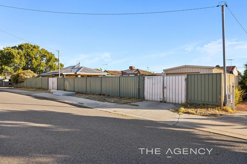 Photo - 14 Dora Street, Queens Park WA 6107 - Image 4