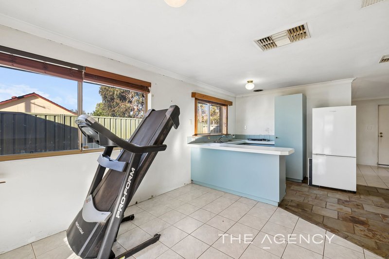 Photo - 14 Dora Street, Queens Park WA 6107 - Image 9