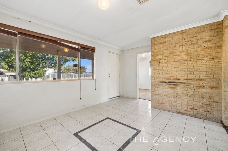 Photo - 14 Dora Street, Queens Park WA 6107 - Image 14