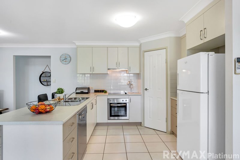 Photo - 14 Dorothy Street, Narangba QLD 4504 - Image 6