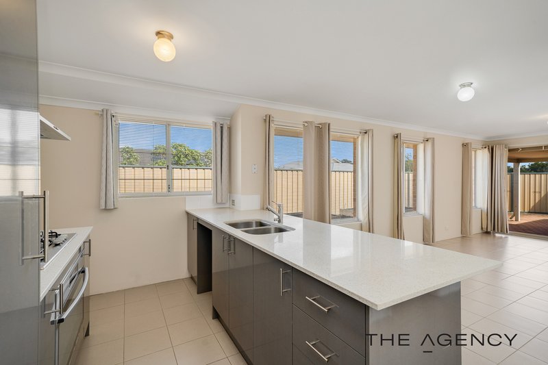 Photo - 14 Dorrigo Bend, Yanchep WA 6035 - Image 15