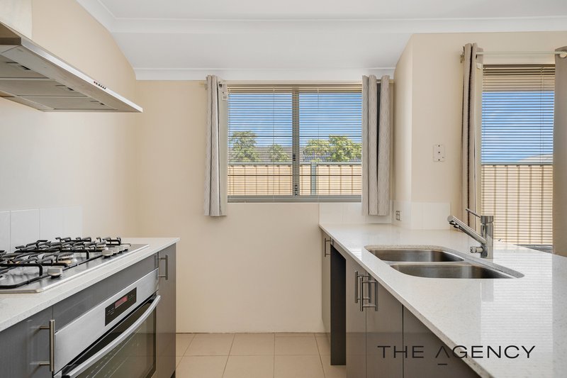 Photo - 14 Dorrigo Bend, Yanchep WA 6035 - Image 17