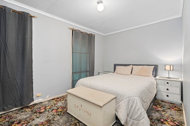 Photo - 14 Dorset Court, Corio VIC 3214 - Image 4