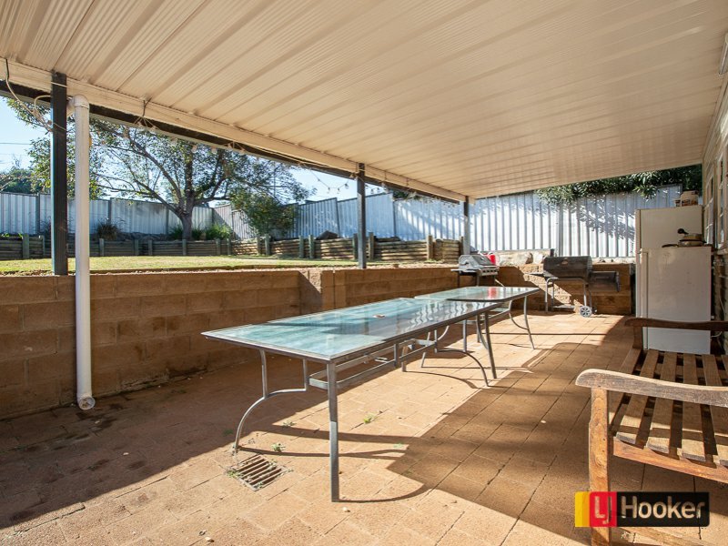 Photo - 14 Dowell Avenue, North Tamworth NSW 2340 - Image 4