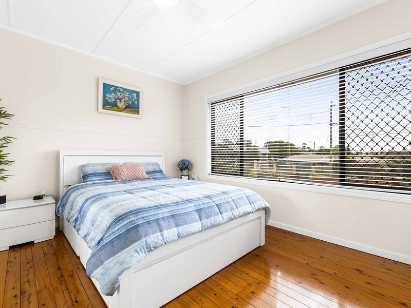 Photo - 14 Drayton Road, Harristown QLD 4350 - Image 8