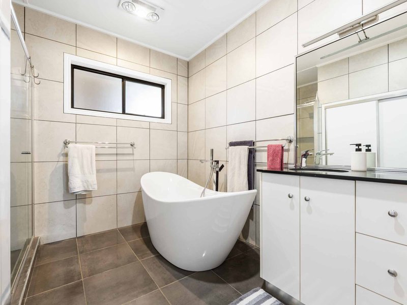 Photo - 14 Drayton Road, Harristown QLD 4350 - Image 10