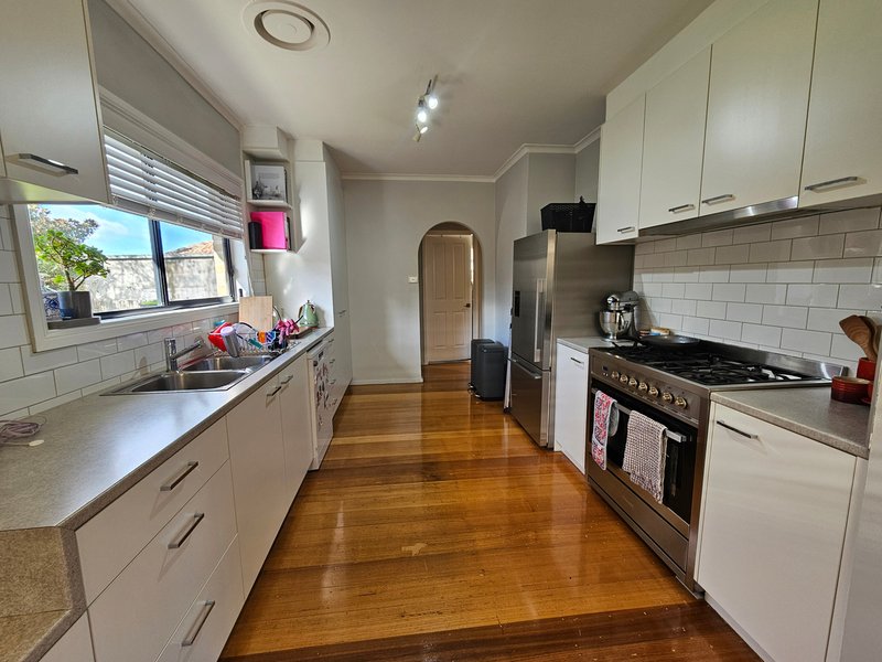 Photo - 14 Druitt Street, Oakleigh South VIC 3167 - Image 2