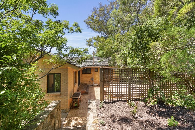 Photo - 14 Dugan Street, Deakin ACT 2600 - Image 18