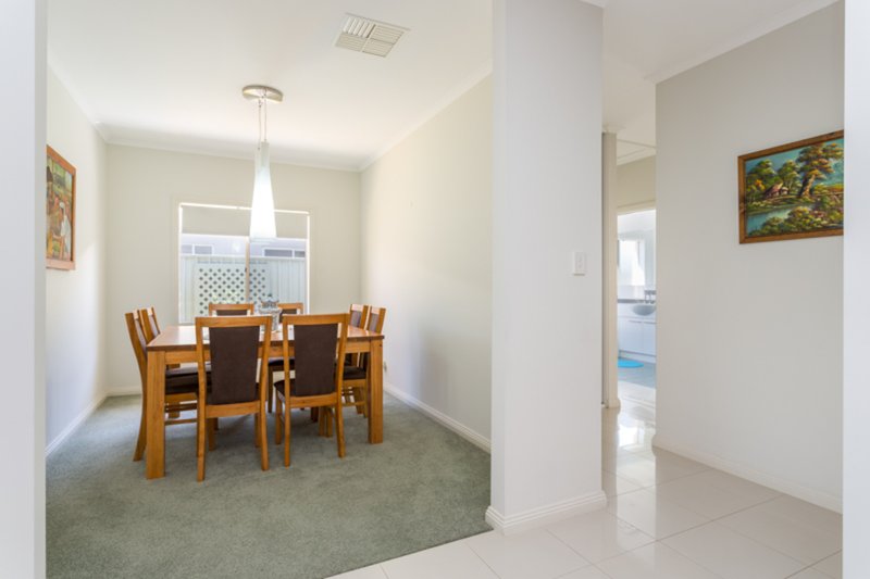 Photo - 14 Dutton Avenue, Mawson Lakes SA 5095 - Image 4