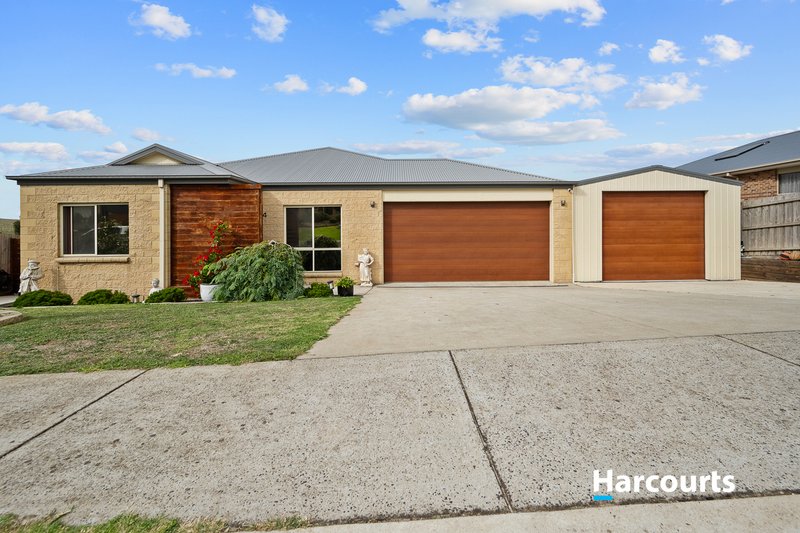 14 Eccles Way, Leongatha VIC 3953