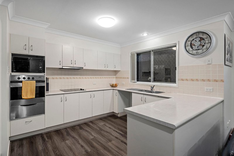 Photo - 14 Eden Crescent, Springfield Lakes QLD 4300 - Image 3